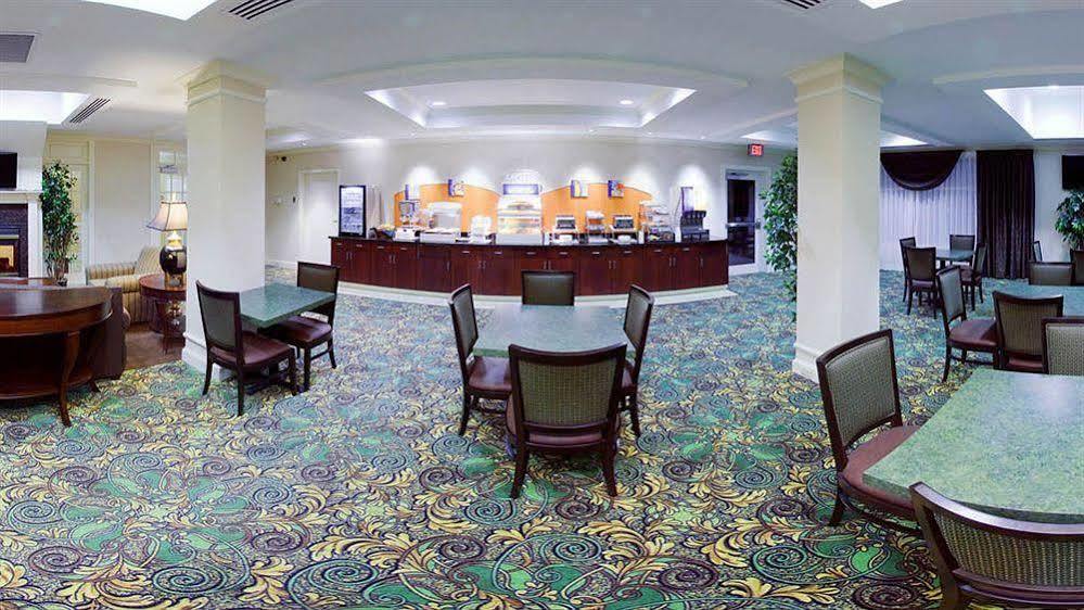 Holiday Inn Express Hotel & Suites Binghamton University-Vestal By Ihg Exterior foto